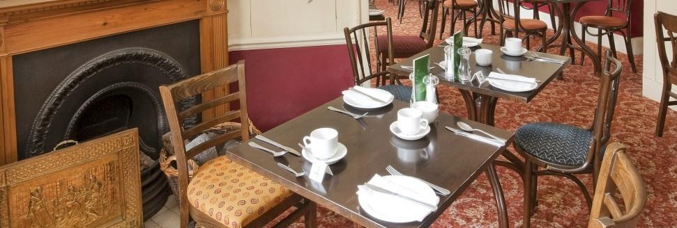 King'S Head Hotel By Greene King Inns Уимборн-Минстер Экстерьер фото
